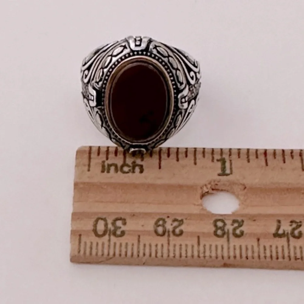 925 Silver stunning ring red oval stone